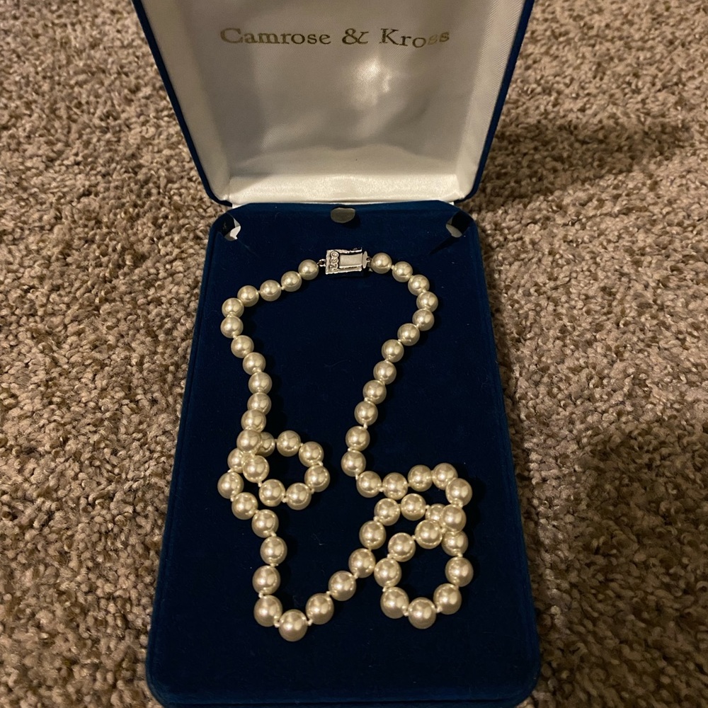 Camrose and Kross Jackie Kennedy Single Strand Pearl Necklace